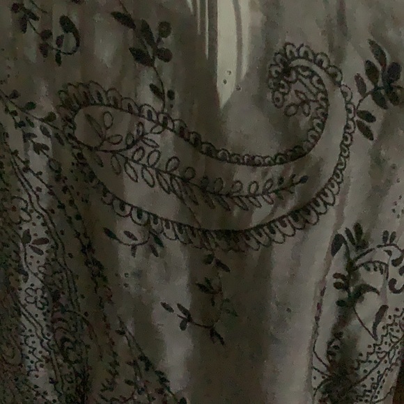 Black sheer silky blouse - Picture 7 of 7